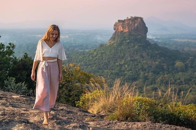 03 Days Highlights Of Sigiriya,Kandy,Nuwara Eliya ,Ella & Udawalawe - Kandy by Late Morning: Sacred Tooth Relic and Lake Views Without the Guesswork