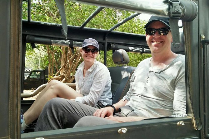 03 Nights in Amazing Sri Lanka - The best travel day: Nanu Oya to Ella by rail