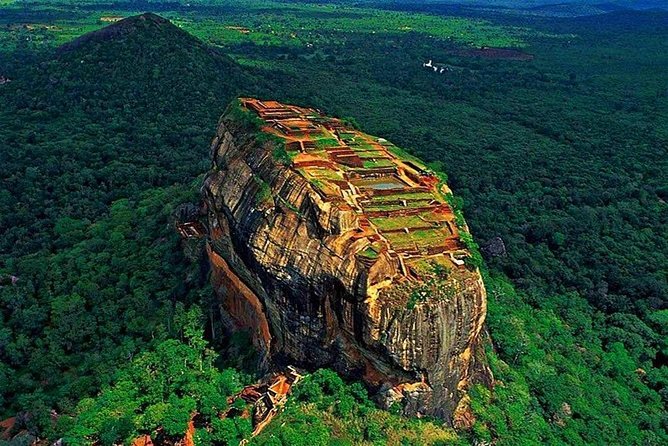 08 Nights in Magical Sri Lanka - Day 7 Ella viewpoints, Nine Arches Bridge, Ravana Falls, and onward to Galle