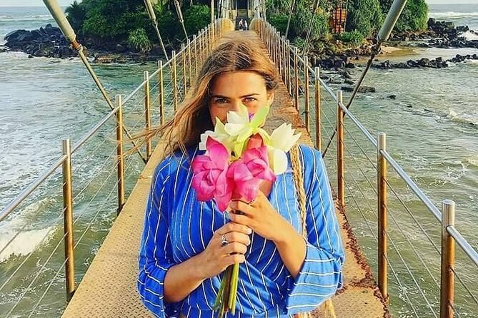 10 Days Sri Lanka tour package with Private driver - Day 4: Kandy day with Dambulla caves, spice garden, batik factory, and dance
