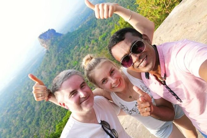 10 Days Tour in Sri Lanka (Hotels with Breakfast & Luxury Car) - Galle plus beaches: coastal time with fewer transfer headaches