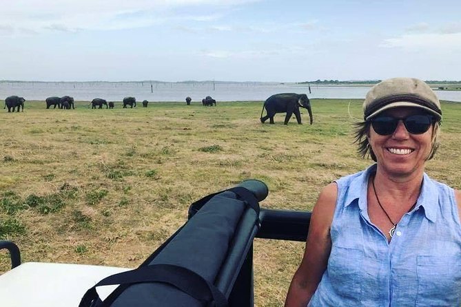 10 Days Tour in Sri Lanka (Hotels with Breakfast & Luxury Car) - Waterfalls and nature breaks: when the itinerary slows down enough to breathe