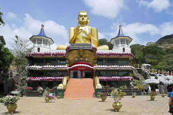 11 Days Tour Of Taprobane - Days 7–8: Tea estates, Hakgala mazes, Nuwara Eliya, and Horton Plains