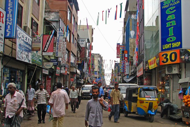 11 Days Tour Of Taprobane - Days 9–11: Colombo sightseeing and an easy airport finish