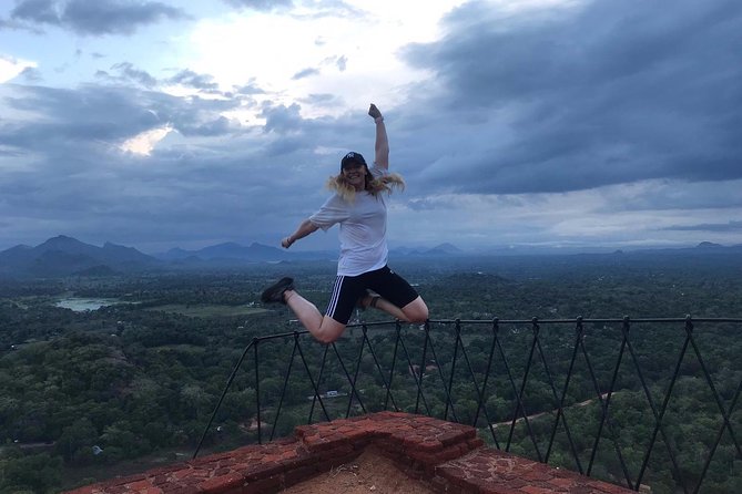 14 Days Sri Lanka ALL in One Classic Tour - Colombo start, then straight into the Cultural Triangle energy