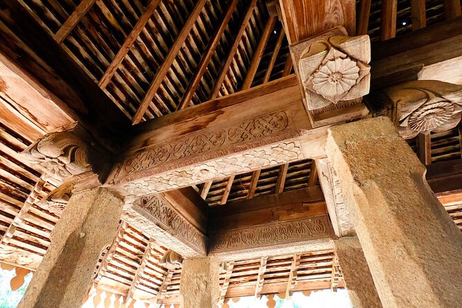 3 Ancient Kingdoms from Colombo - Yapahuwa Rock Fortress: staircases, stone lions, and a hilltop Buddha stupa