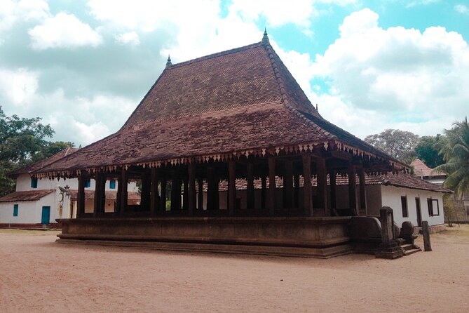 3 Ancient Kingdoms from Colombo - Lunch and tickets: the easiest way to avoid day-of-money surprises