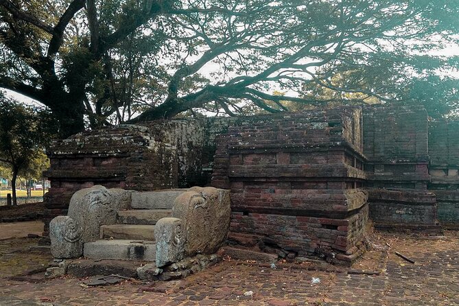 3 Ancient Kingdoms from Colombo - Comfort and walking tips for steep steps and uneven ground
