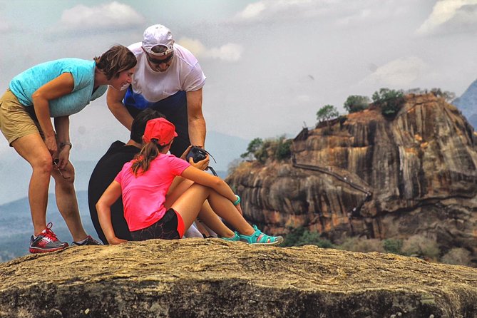 3 Day SriLanka Cultural Tour:Dambulla/ Sigiriya/ Polonnaruwa / Minneriya/ Kandy - Timing reality check: what 7:00 am does to your day