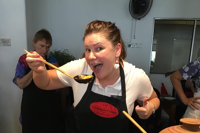 3 hour cooking experience - Meeting Chef Mohara Dole and Getting Oriented at the Stove