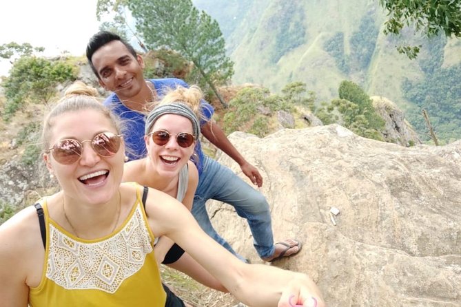 5 Days Tour in Sri Lanka (Hotels with Breakfast & Luxury Car) - Day 4 on the South Coast: Dondra Head, Mirissa, Rumassala, and Galle Dutch Fort
