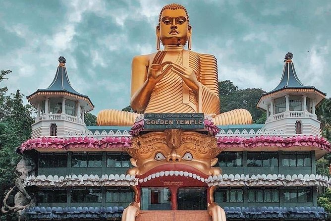 6-Day Sri Lanka Heritage Private Tour - Day 1: From Colombo airport to Sigiriya, your first night base