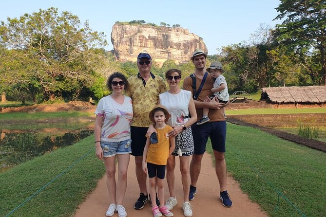 7 Day 6 Night Sri Lanka Culture and Beach Escape - Day 7: Madu River Safari, Colombo Promenades, and One Last Temple Moment