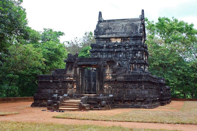 7-Day Culture and Heritage tour of Sri Lanka - Value Check: $975 for Tickets, Hotels, and a Whole Lot of Motion