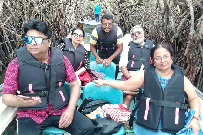 7 Days Private Guided Tour in Sri Lanka - Day 2: Spice Garden, gem shops, Kandy viewpoints, and the cultural dance show