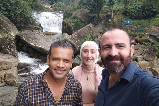 8-days Culture Triangle Tour - Day 1 in Negombo: Airport Meet-Up and a Friendly First City Tour