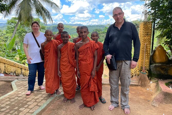 8-days Culture Triangle Tour - Anuradhapura and Sigiriya: Sacred Space, Then a Rock Fortress