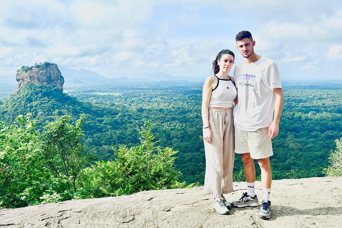 8 Days Sri Lanka Private Round Tour - Day 5: Ella’s Nine Arches, Little Adam’s Peak hike, and Rawana Falls
