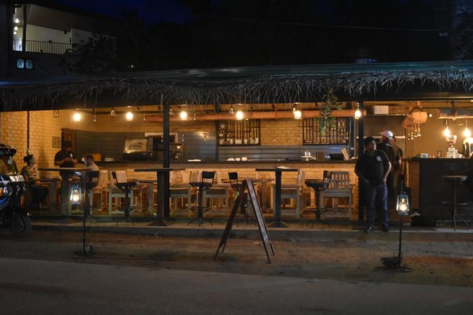 8 Days tour in Sri Lanka with privet driver and accommodations - Day 4: Ella by Train, Then Little Adam’s Peak for Golden Views