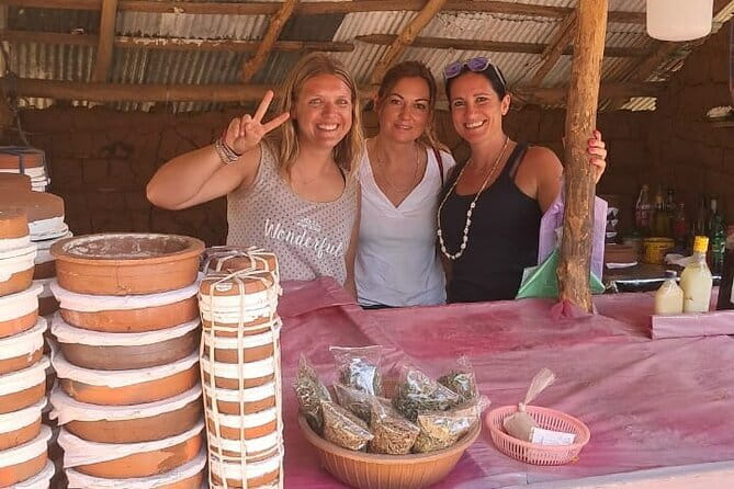 8 Days Tour Sri Lanka (Hotels, Breakfast, Dinner & Luxury Car) - Negombo Warm-Up: Beach, Fish Market, and a Calm Lagoon