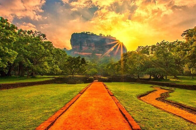 8 Days Tour Sri Lanka (Hotels, Breakfast, Dinner & Luxury Car) - What You’re Actually Getting for $595