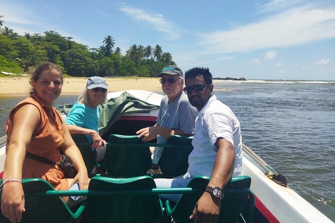 9-Day Sri Lanka Adventure with Local Guide - Day 2 in Sigiriya: Lion Rock climb plus a real village safari