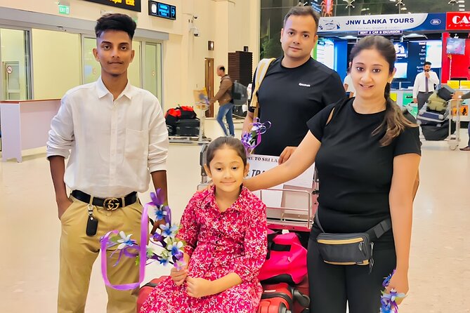 Airport Transfer to Colombo Ella Galle Sigiriya Kandy and More - Why this Colombo Airport transfer feels easier than taxis