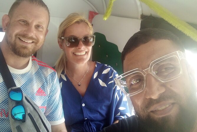 All inclusive colombo Tuk Tuk city tour - Viharamahadevi Park and Old Town Hall at Cinnamon Gardens