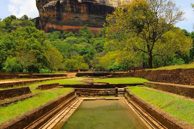 All-inclusive Day Tour of Sigiriya & Dambulla from Colombo - Lunch included: how the meal fits the day’s pacing