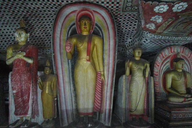 All inclusive Private Day tour Sigiriya, Dambulla & traditional village tour - Lunch at Inamaluwa and Wood Carving Stop That Breaks the Day
