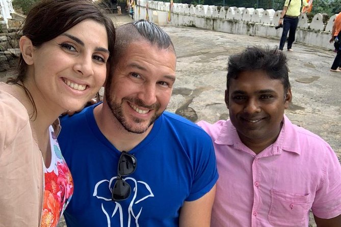 All inclusive Private day trip Sigiriya and Dambulla caves with more - Lunch Reality: What You Pay For