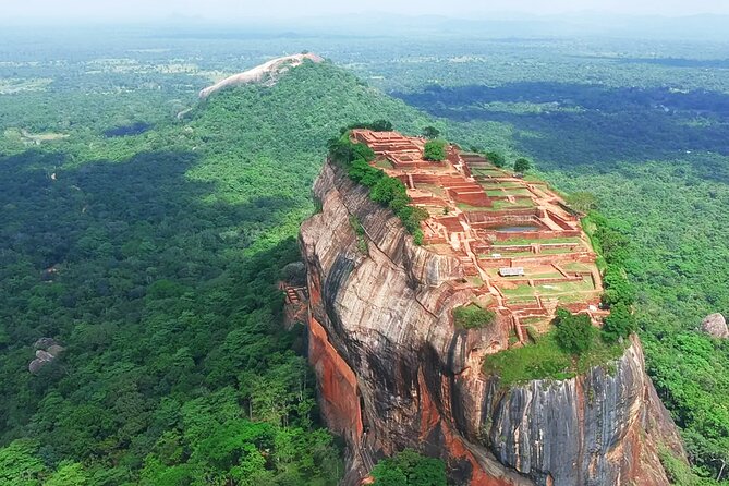 All Inclusive Sigiriya and Dambulla Day Tour from Colombo - Dambulla Cave Temple: five caves, Buddha statues, and mural time
