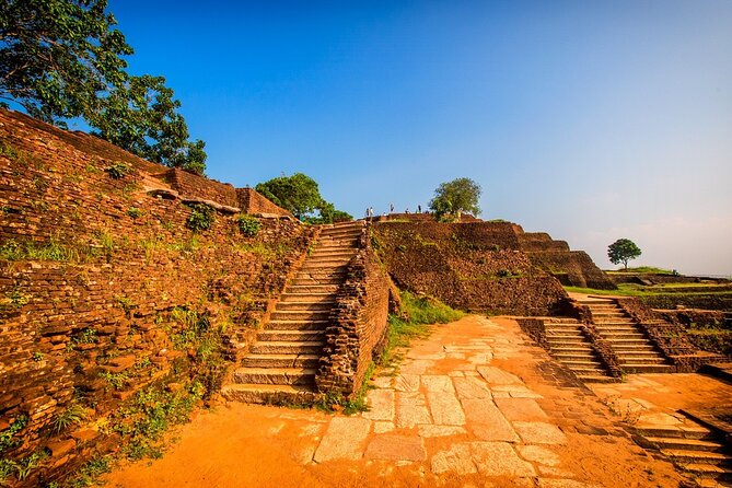 All-inclusive Sigiriya, Dambulla and Wildlife Safari from Colombo - Timing and logistics: why the day feels smooth
