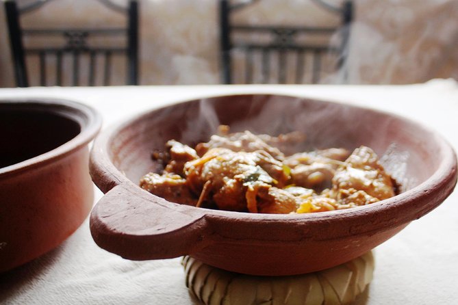 Authentic Sinhalese Cooking Class in Colombo with a Local Family - Price and value: $148 for a private home experience