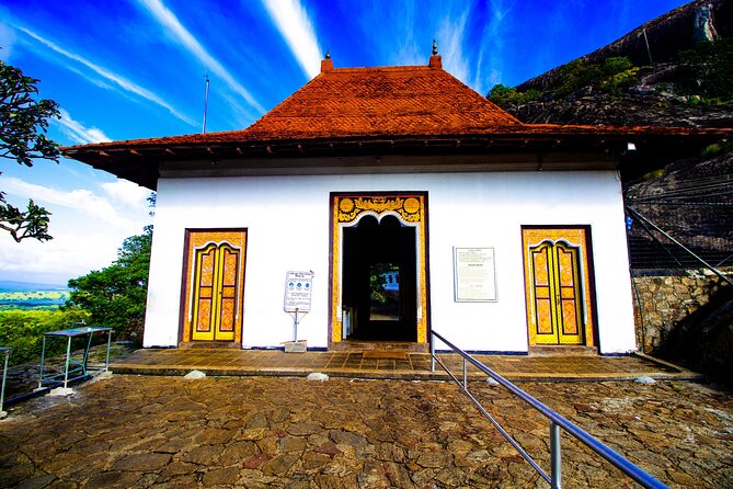Best of Sri Lanka in two weeks - The Nanu Oya to Ella train ride and why it’s worth planning ahead