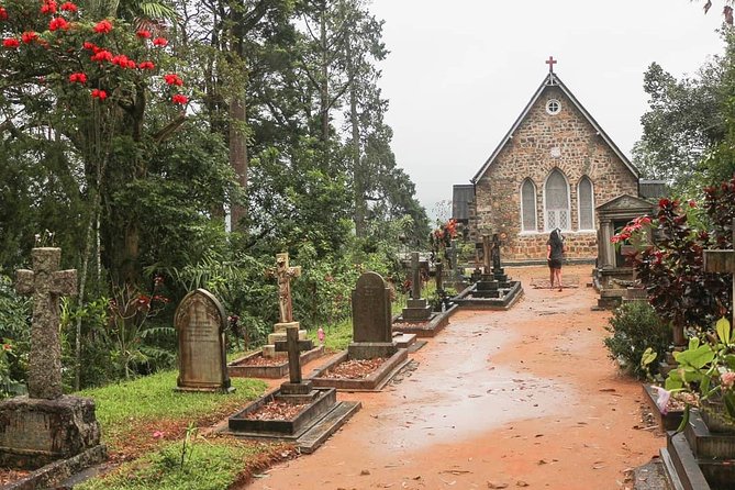 Best Of Sri lanka Tour (06 Days 05 Nights) - Kandy- N.Eliya -Bentota-Colombo - Sea turtle conservation, Maduganga river safari, and the Galle Fort sunset walk