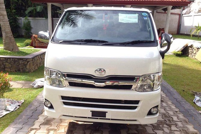 Colombo Airport to Colombo Hotel One Way Drop - Private Transfer - Key Points at a Glance
