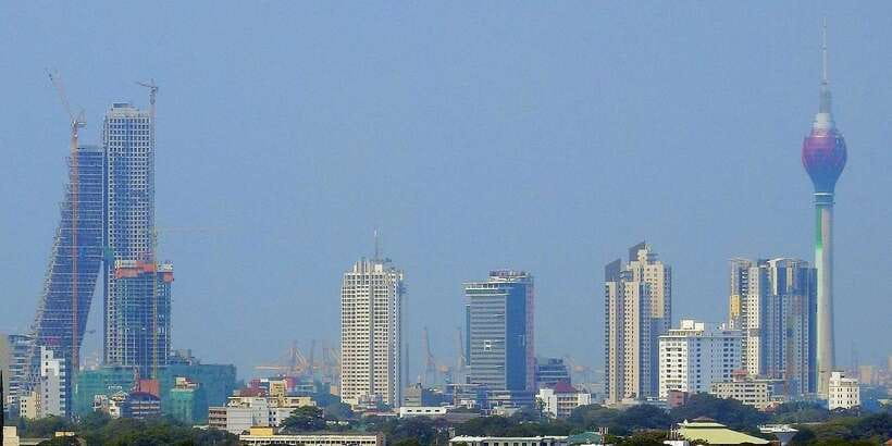 Colombo: All-Inclusive Morning & Afternoon Private City Tour - Pettah Market: shopping time with a local lens