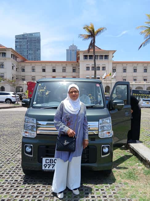 Colombo: City Sightseeing Tour by Car with Driver-Guide - Lotus Tower: The Modern View (and the Ticket Question)