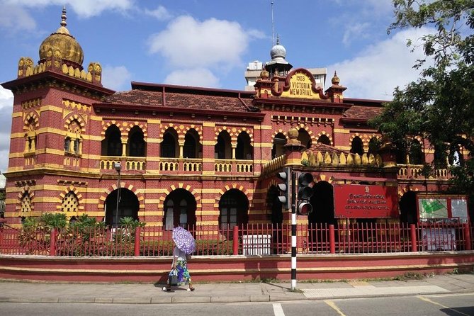 Colombo City Tour by Car – Private & All-Inclusive - The Temple Route: Gangaramaya Temple and Sri Kailawasanathan Swami Devasthanam Kovil