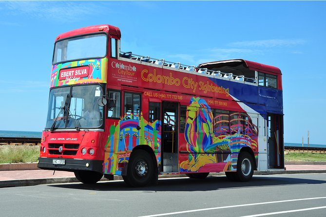 Colombo City Tour by Open-Deck Bus - Getting oriented at Galle Face Green and Promenade