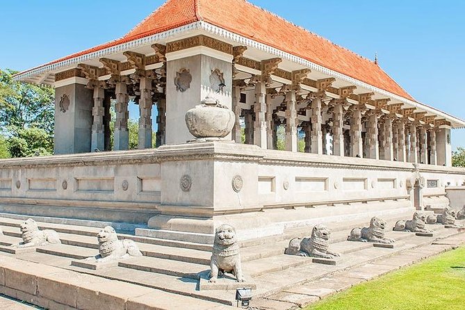Colombo City Tour Highlights - Pickup and AC comfort: the practical wins