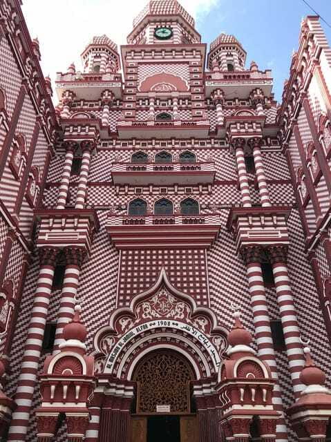 Colombo City Tour with Entry Tickets & Hotel Pickup - Dutch Hospital and Viharamahadevi Park: Colonial Faces and a Calmer Break