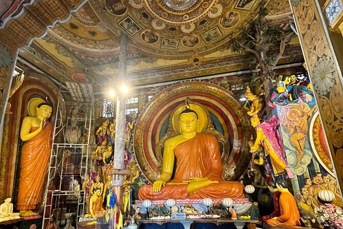 Colombo City Tour With Historical Places ( All Inclusive ) - Fort, Old Town Hall, and the City’s Power Centers