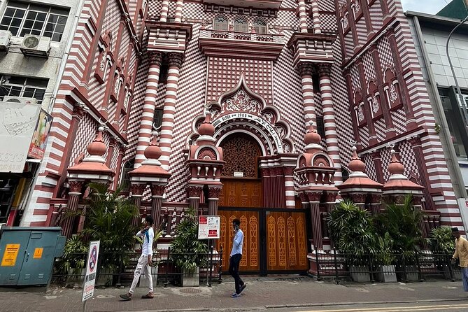 Colombo City Tour With Historical Places ( All Inclusive ) - Lotus Tower and Independence Square: Modern Colombo and the 1948 Moment