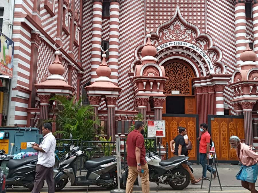 Colombo: Guided City Tour with Entry Tickets - What You Get (Included) and What You Don’t (Food)