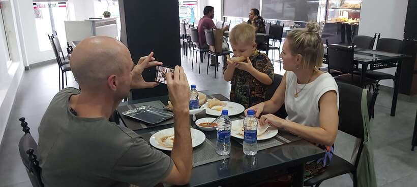 Colombo Local Food Tour by Tuk Tuk – All Inclusive - Hoppers and Katta Sambol: the hopper moment you’ll remember