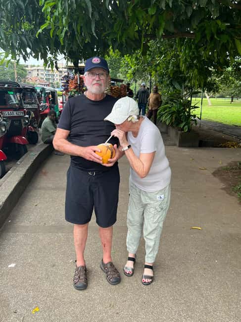 Colombo: Local Food Tour & Sightseeing by Tuk-Tuk with Meals - City sights from the tuk-tuk: enough to orient, not enough to steal the show