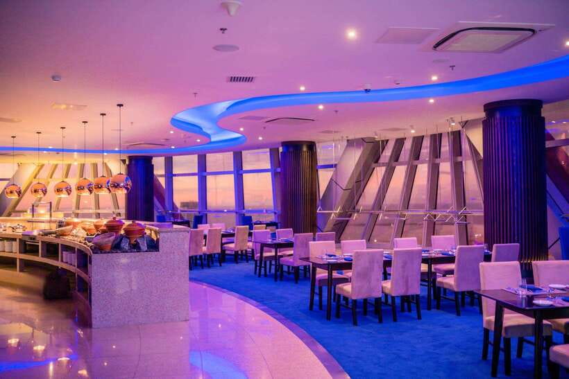Colombo: Lotus Tower Celebration Dining Experience with Cake - View and photo rules: what you can and can’t do