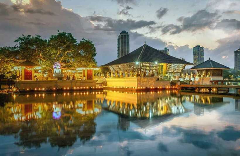 Colombo: One Day Private City Tour With Gangaramaya Temple - Port City Waterfront and Dutch Hospital: New Colombo Meets Old Walking Comfort